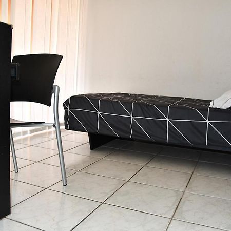 Villa F5-Wifi-Piscine Saint Gely Du Fesc Buitenkant foto